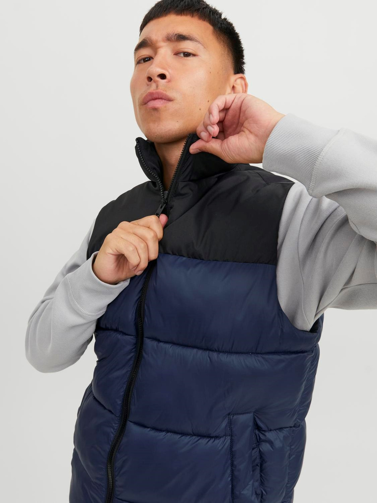 Jack & Jones puchowy bezrękawnik JJETOBY BODYWARMER COLLAR 12235861