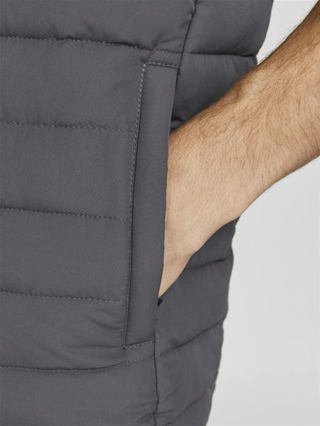 Jack & Jones puchowy bezrękawnik JJERECYCLE BODYWARMER NOOS 12211132