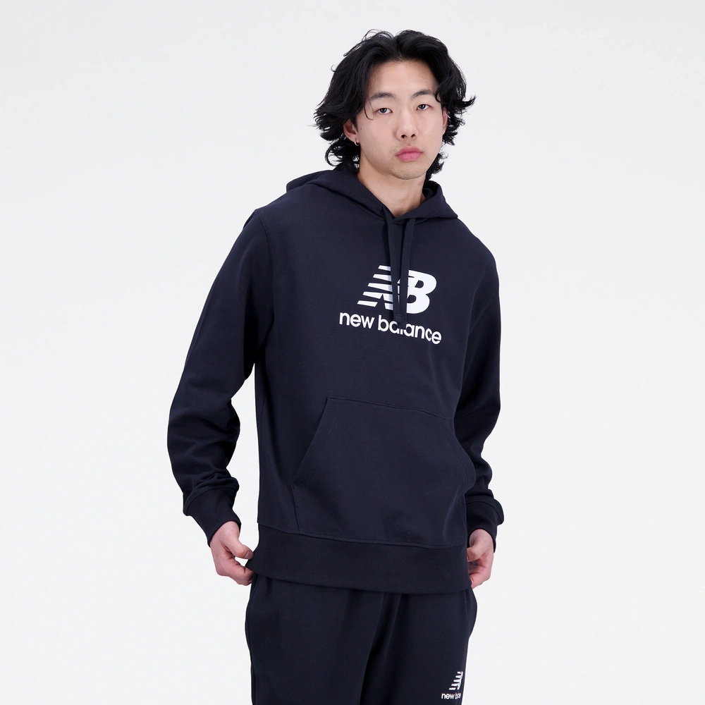 New Balance Herren-Kapuzenpullover ESSENTIALS STACKED LOGO FRENC BK MT31537BK