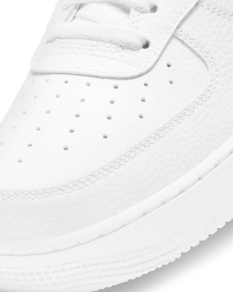 Nike buty męskie Air Force 1 '07  CT2302 100 białe