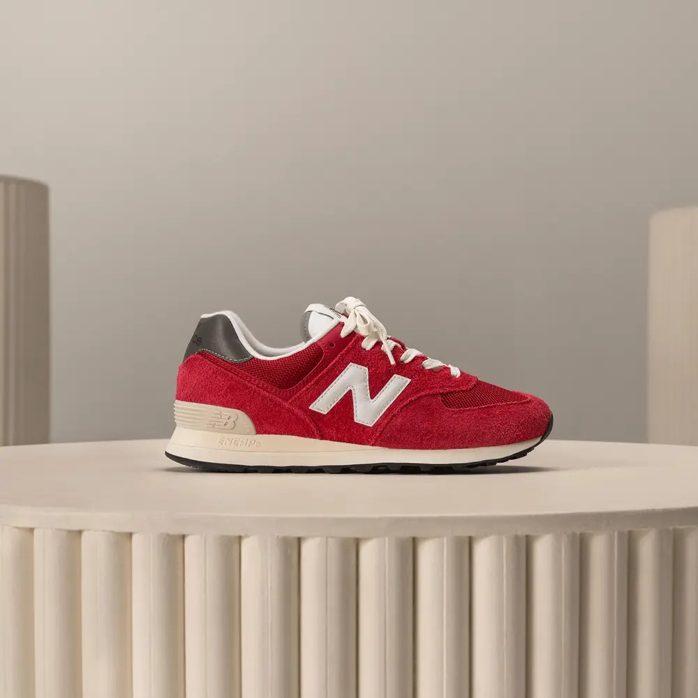 New Balance unisex athletic shoes U574HR2