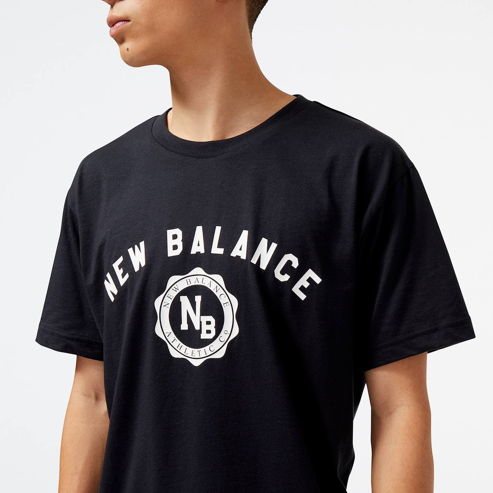 Neu Balance SPORT SEASONAL GRAPHIC COT BK MT31904BK T-shirt