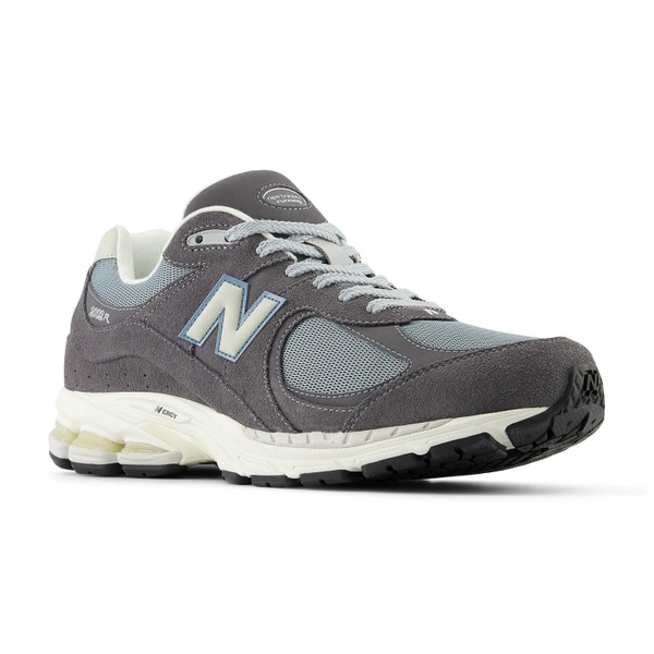 New Balance unisex athletic shoes M2002RFB