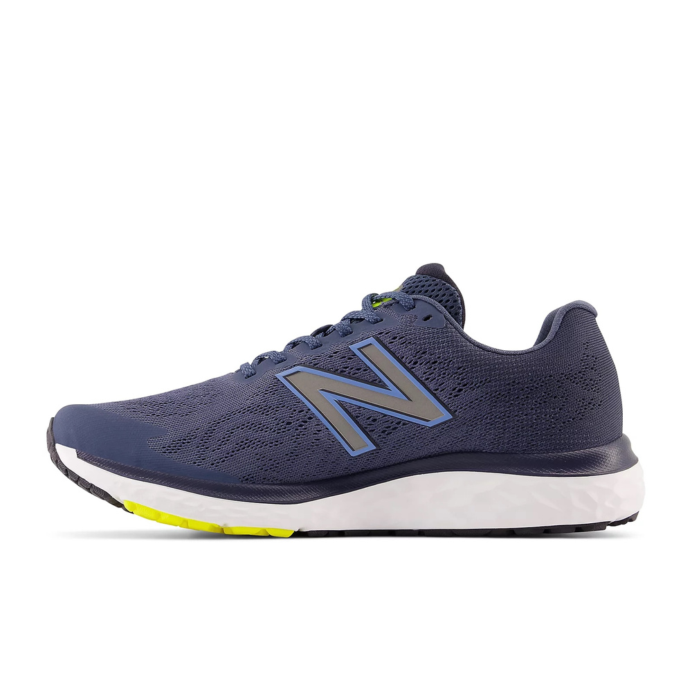 New Balance men's running shoes M680CN7