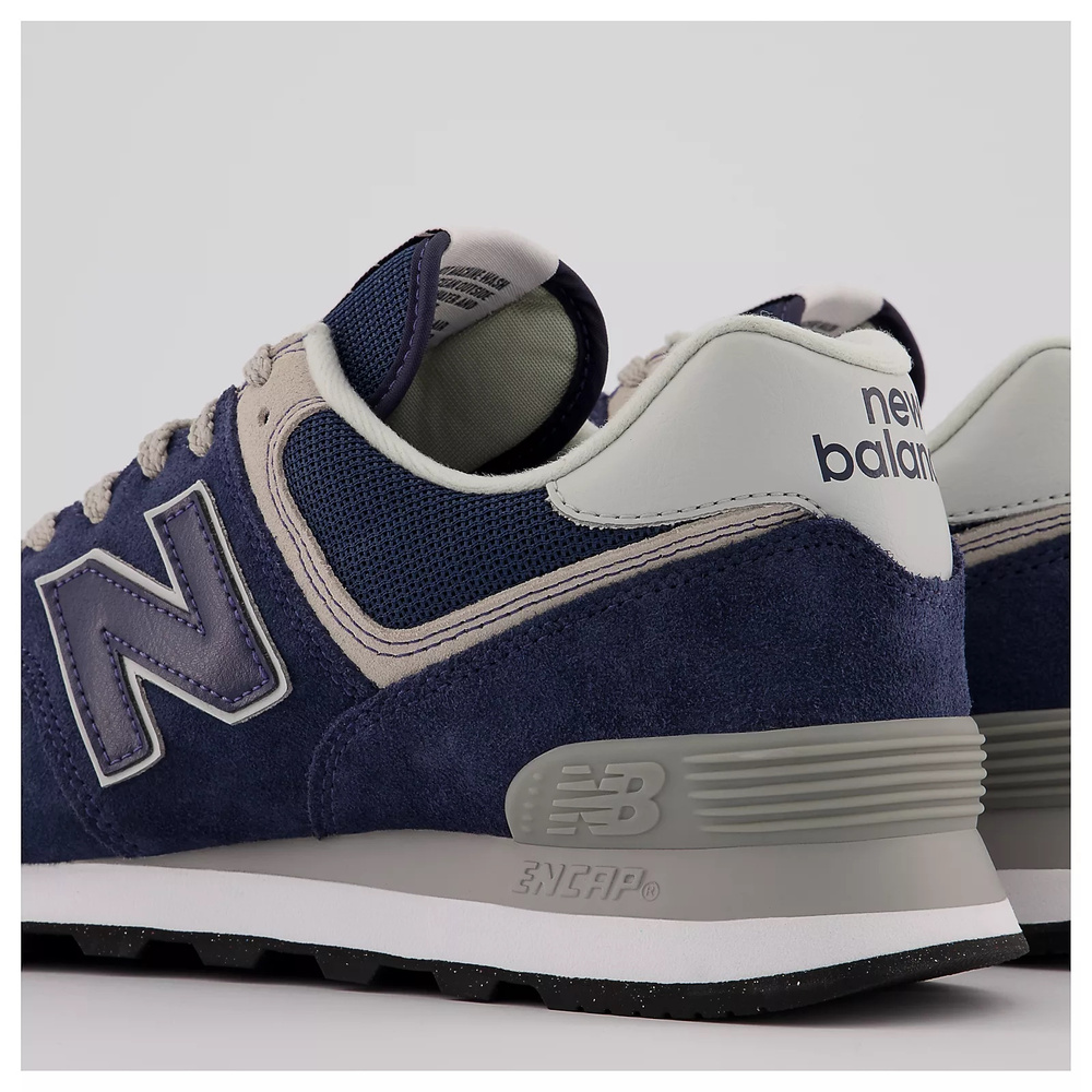 New Balance Herrenschuhe ML574EVN - marineblau (Standardweite)